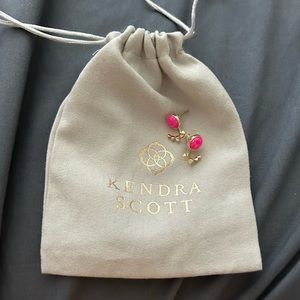 Kendra Scott earrings